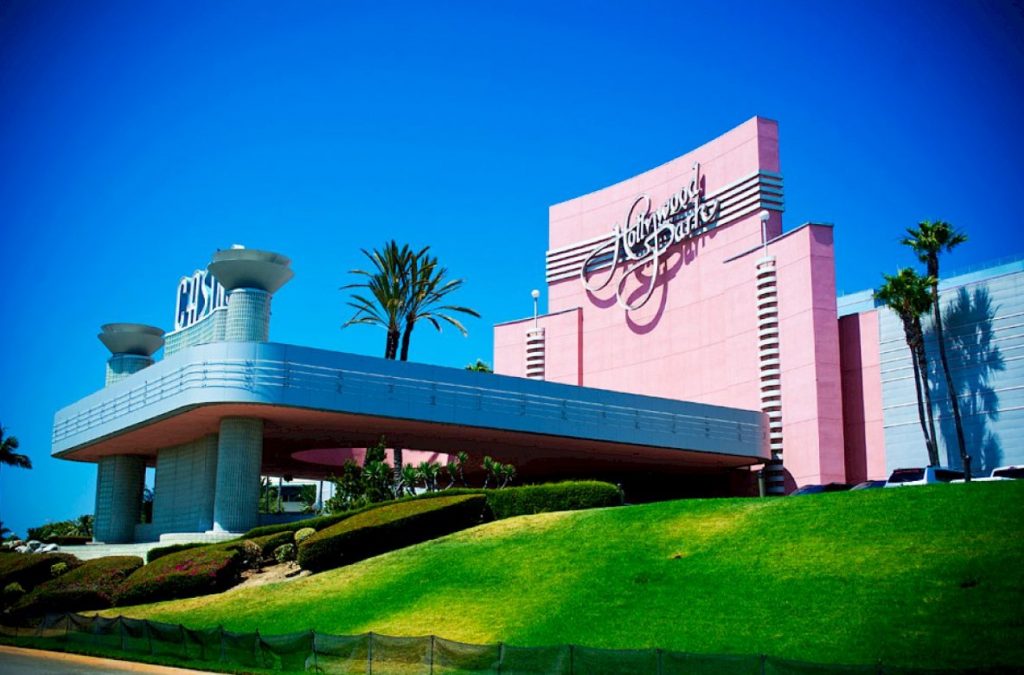 Welcome to the Luxury Hotel at Hollywood Park Casino 1